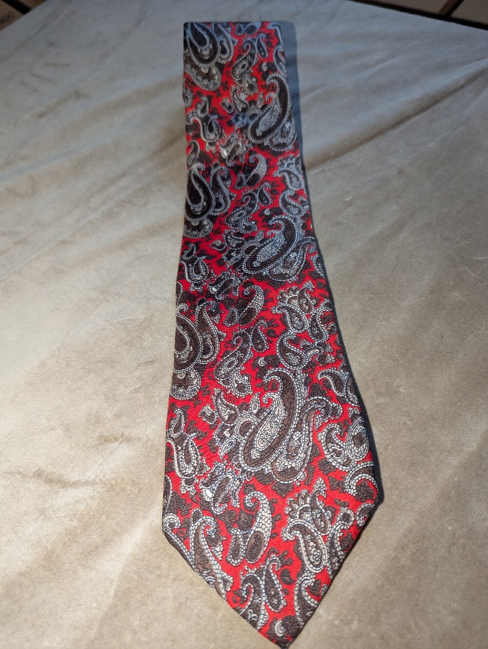 Vintage 1960s British Fashions Ltd. Paisley Silk Tie